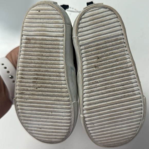 Old Navy Cheetah Print Slip on Shoes size 6 - Picture 4 of 6